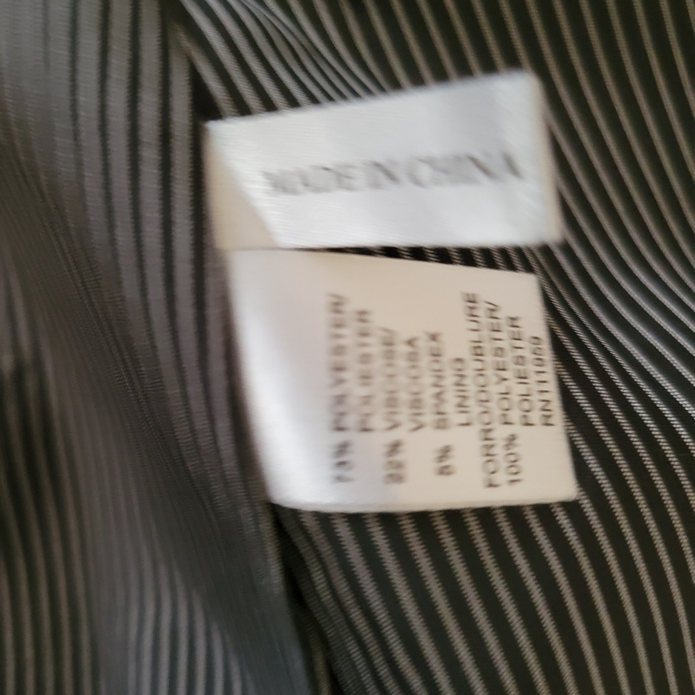 Jacket and matching slacks - Picture 5 of 9